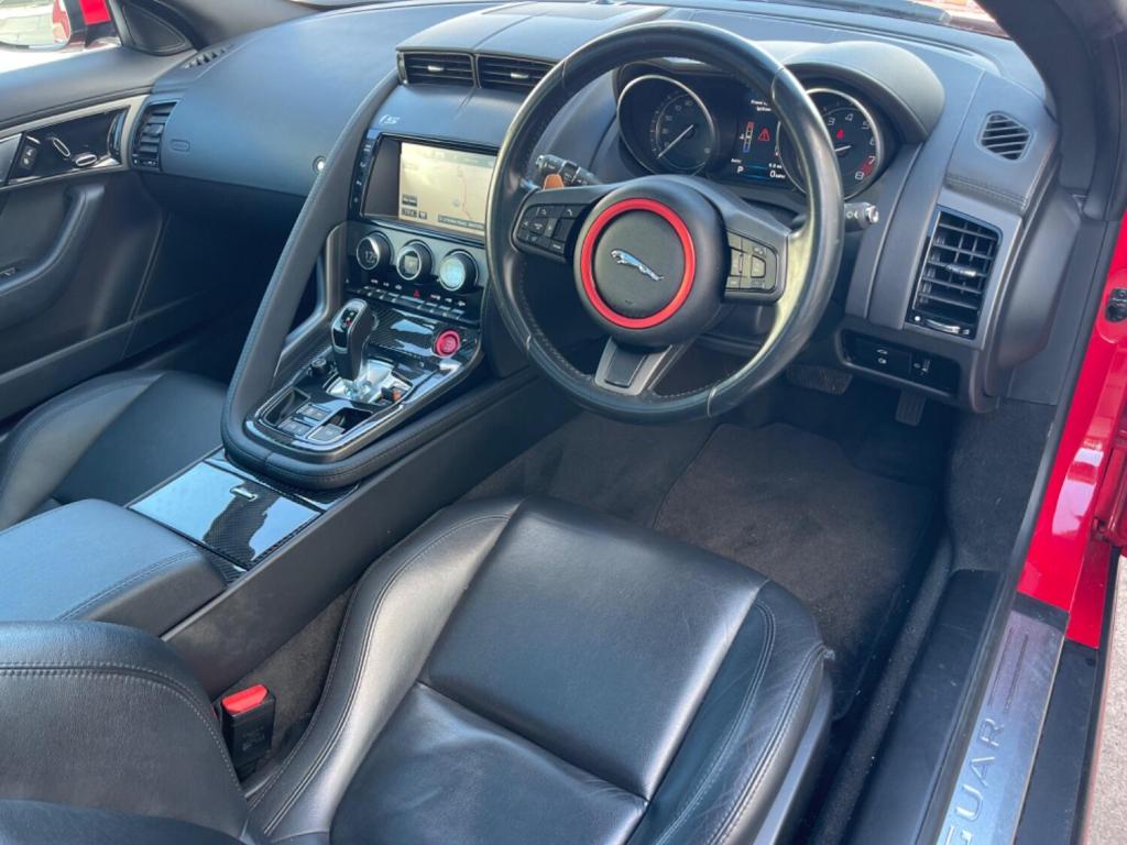 JAGUAR F-TYPE