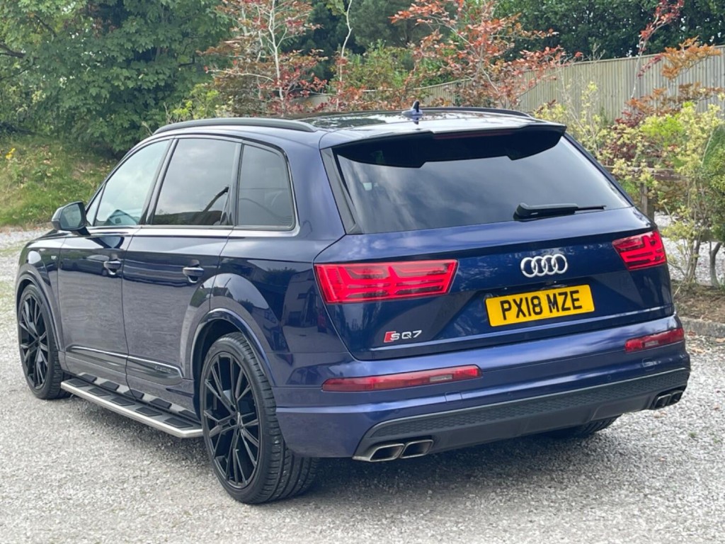 AUDI SQ7