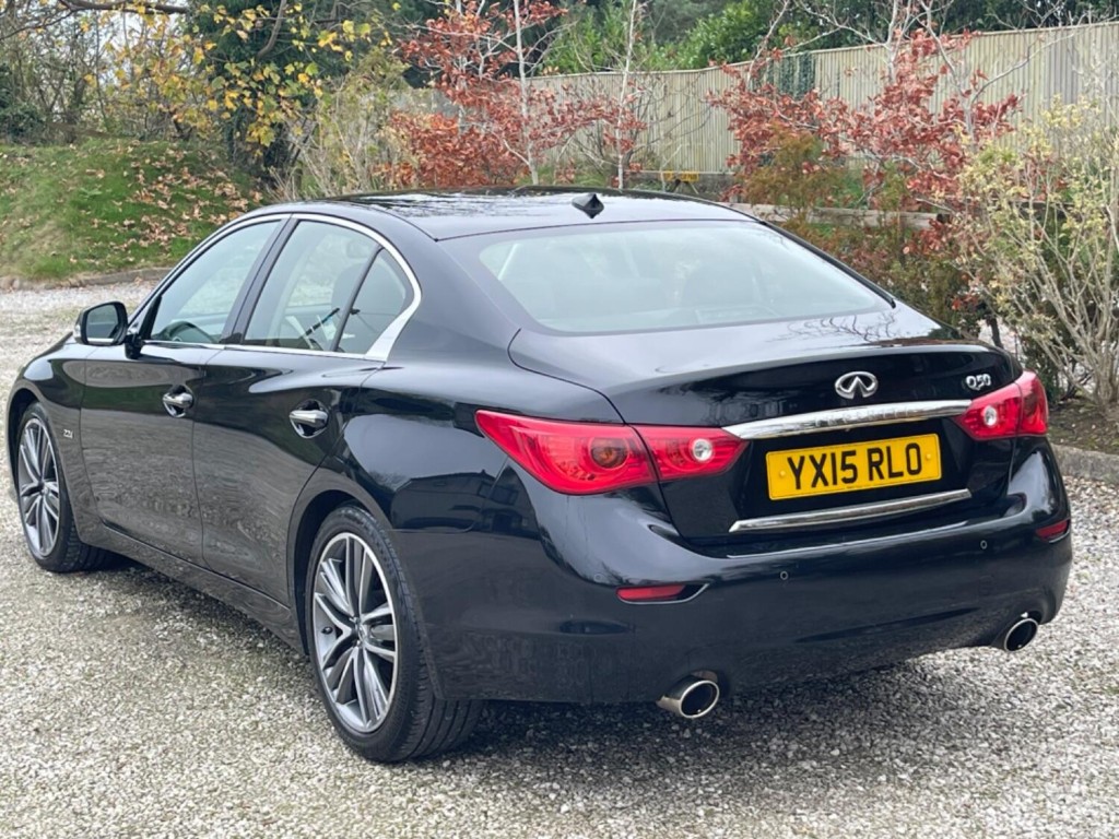 INFINITI Q50
