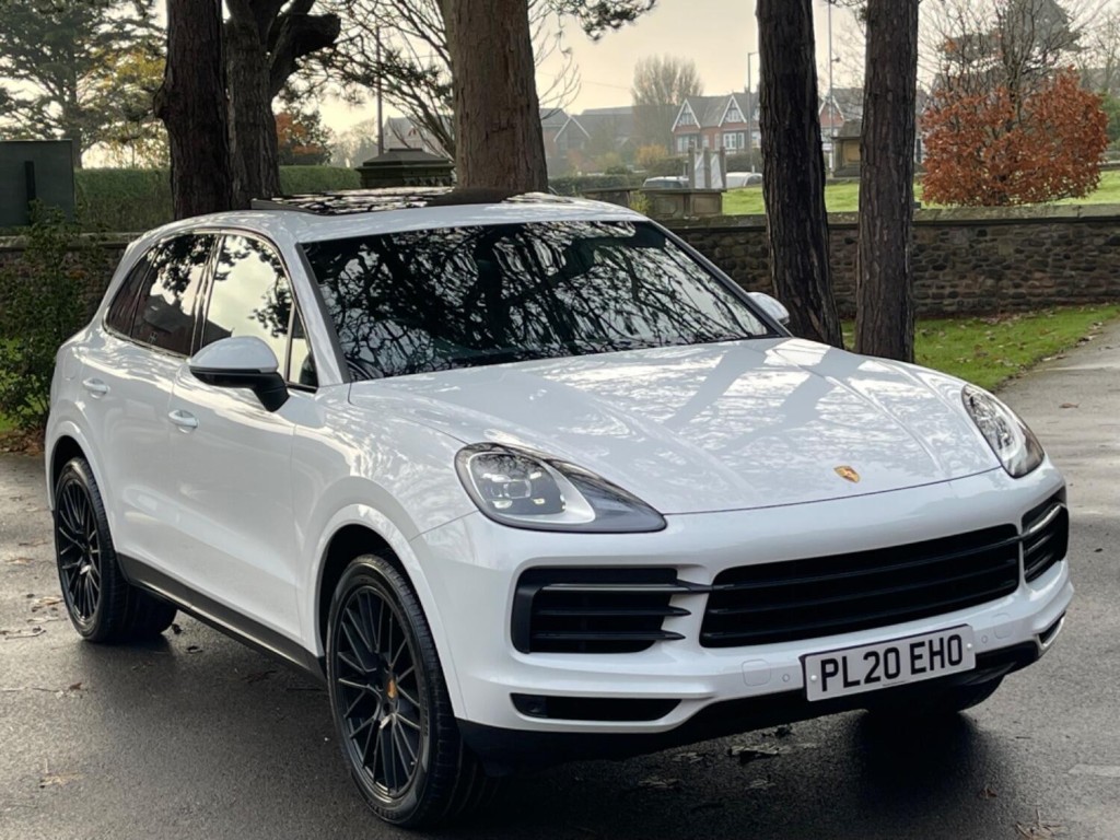 PORSCHE CAYENNE 3.0 T V6