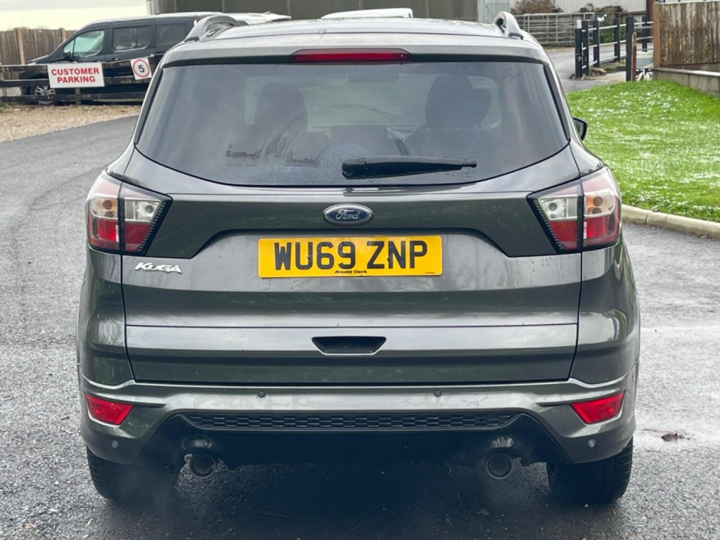 FORD KUGA