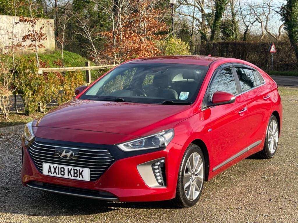 View HYUNDAI IONIQ 1.6 h-GDi Premium SE