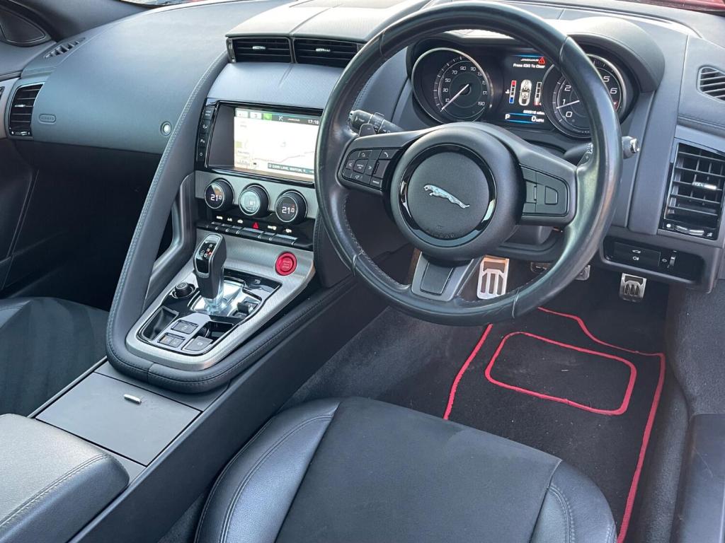 JAGUAR F-TYPE
