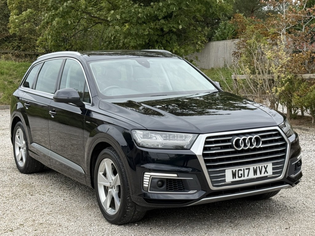 View AUDI Q7 3.0 TDI V6 e-tron