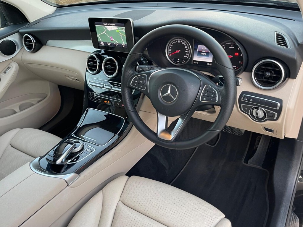 MERCEDES-BENZ GLC