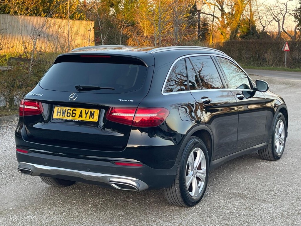 View MERCEDES-BENZ GLC 2.1 GLC250d Sport