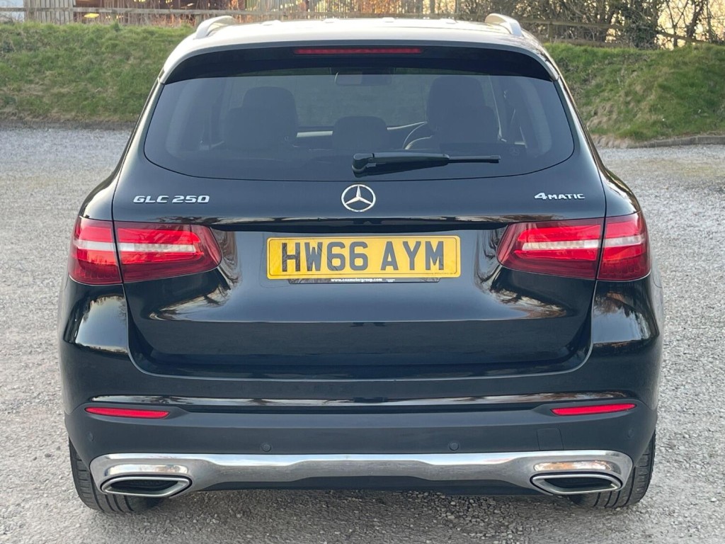 MERCEDES-BENZ GLC