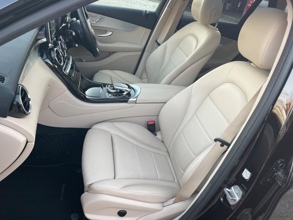 MERCEDES-BENZ GLC