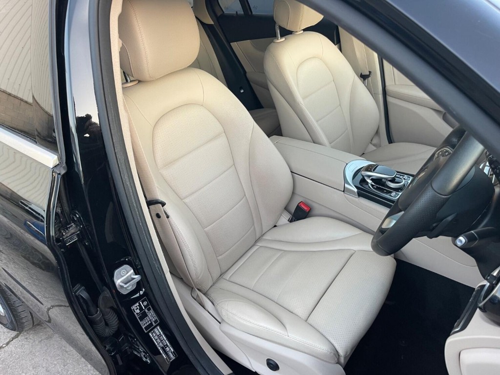 MERCEDES-BENZ GLC