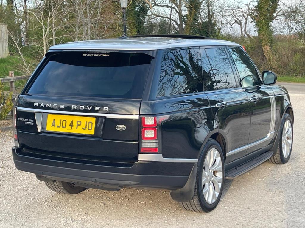 View LAND ROVER RANGE ROVER 4.4 SD V8 Vogue SE