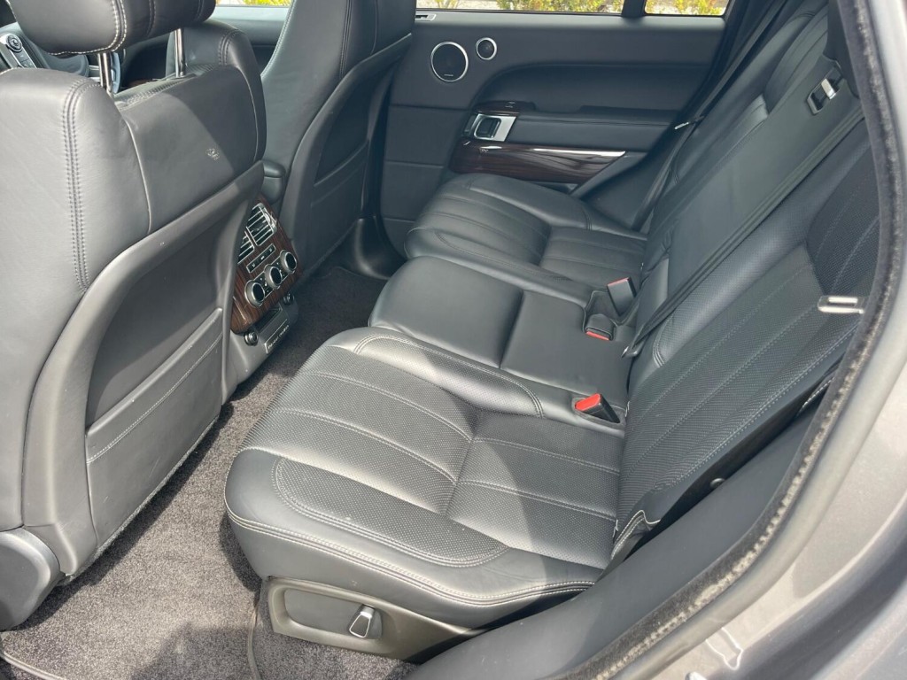 LAND ROVER RANGE ROVER