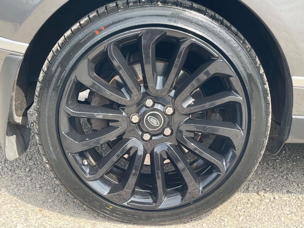 LAND ROVER RANGE ROVER