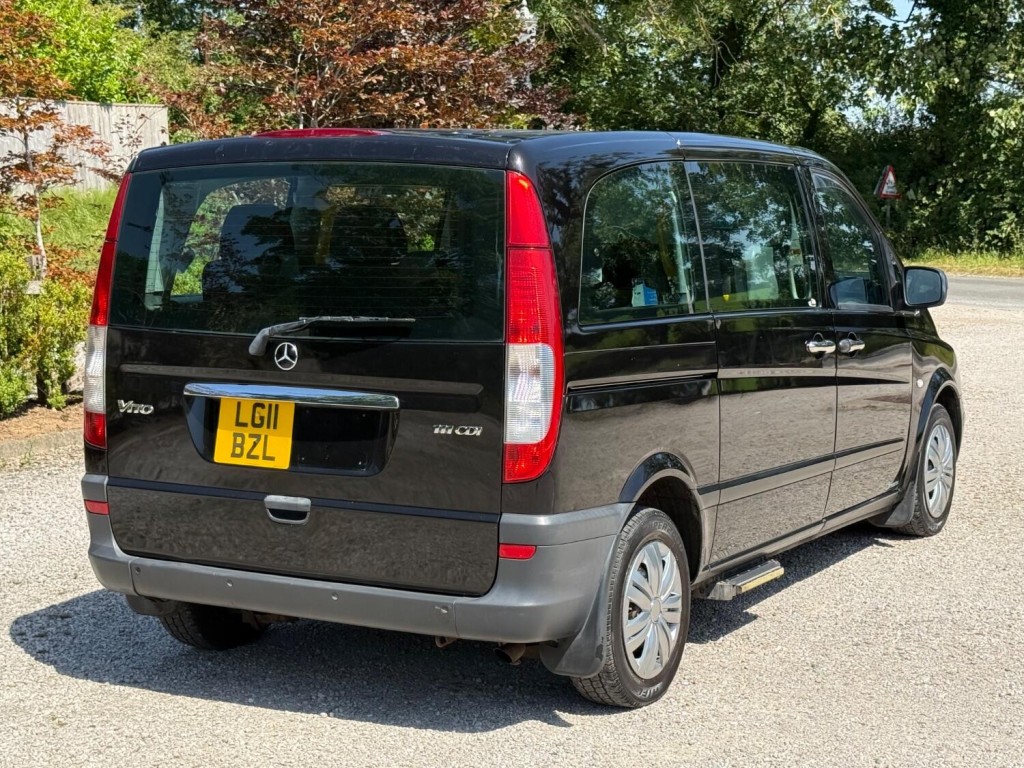 View MERCEDES-BENZ VITO 2.2