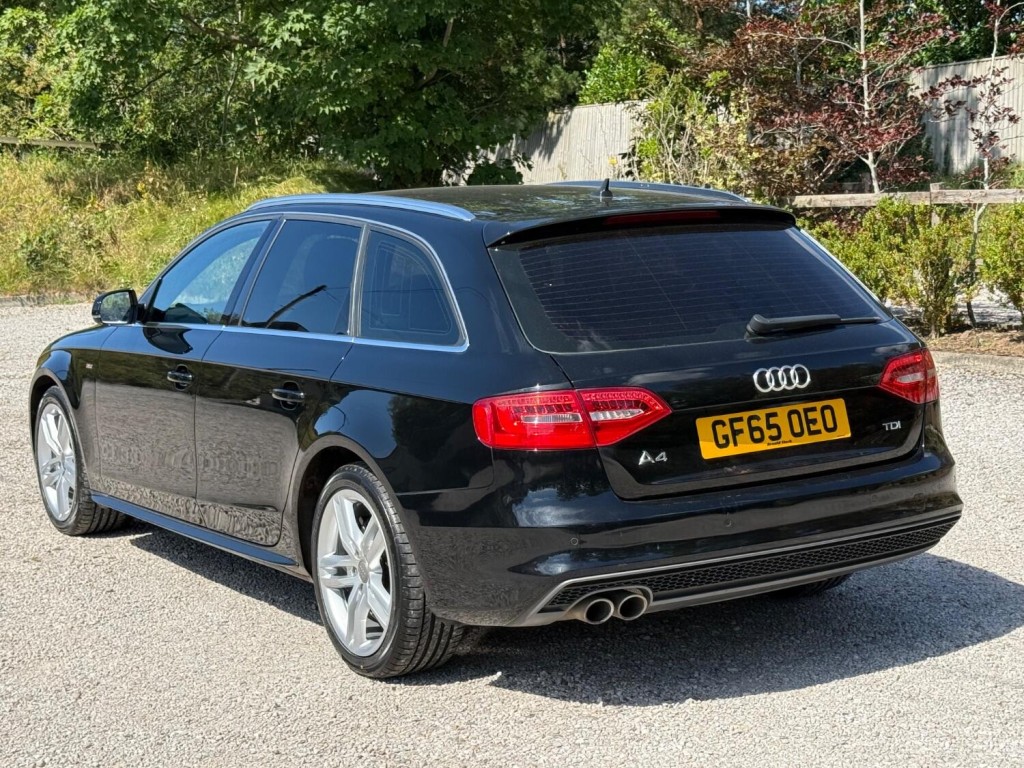 AUDI A4 AVANT