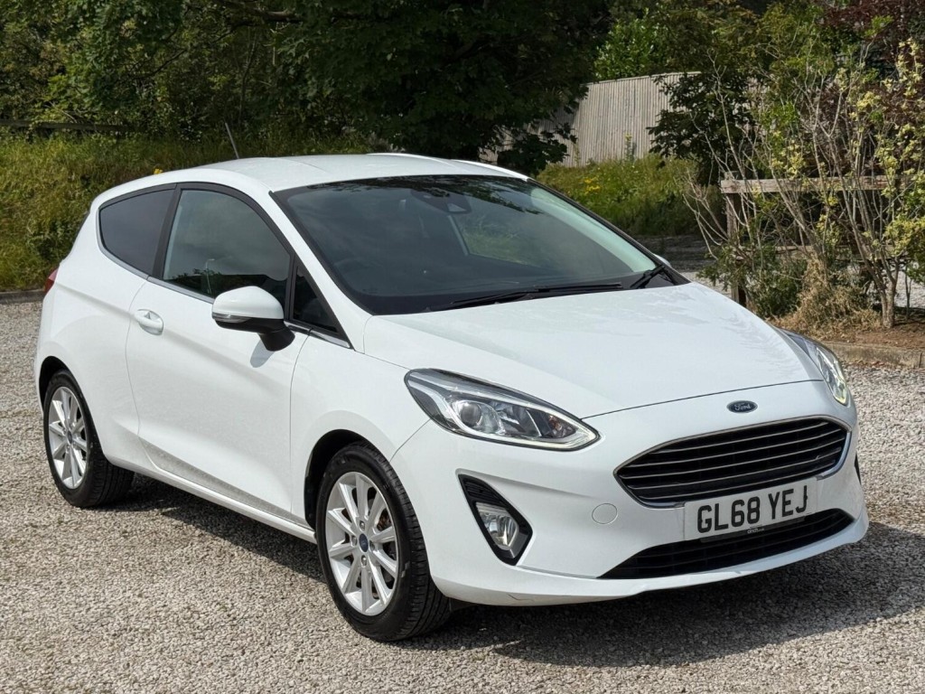 View FORD FIESTA 1.0 T EcoBoost Titanium