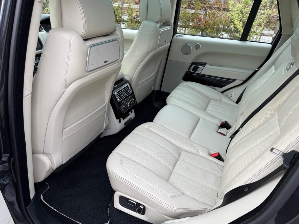 LAND ROVER RANGE ROVER