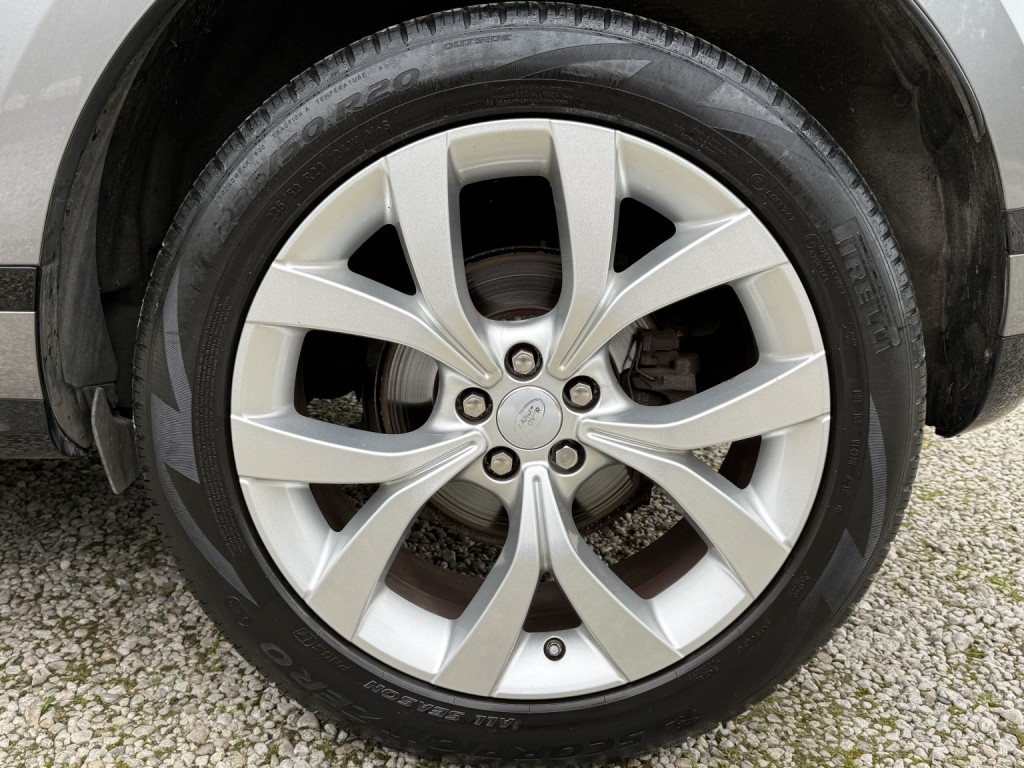 LAND ROVER RANGE ROVER EVOQUE