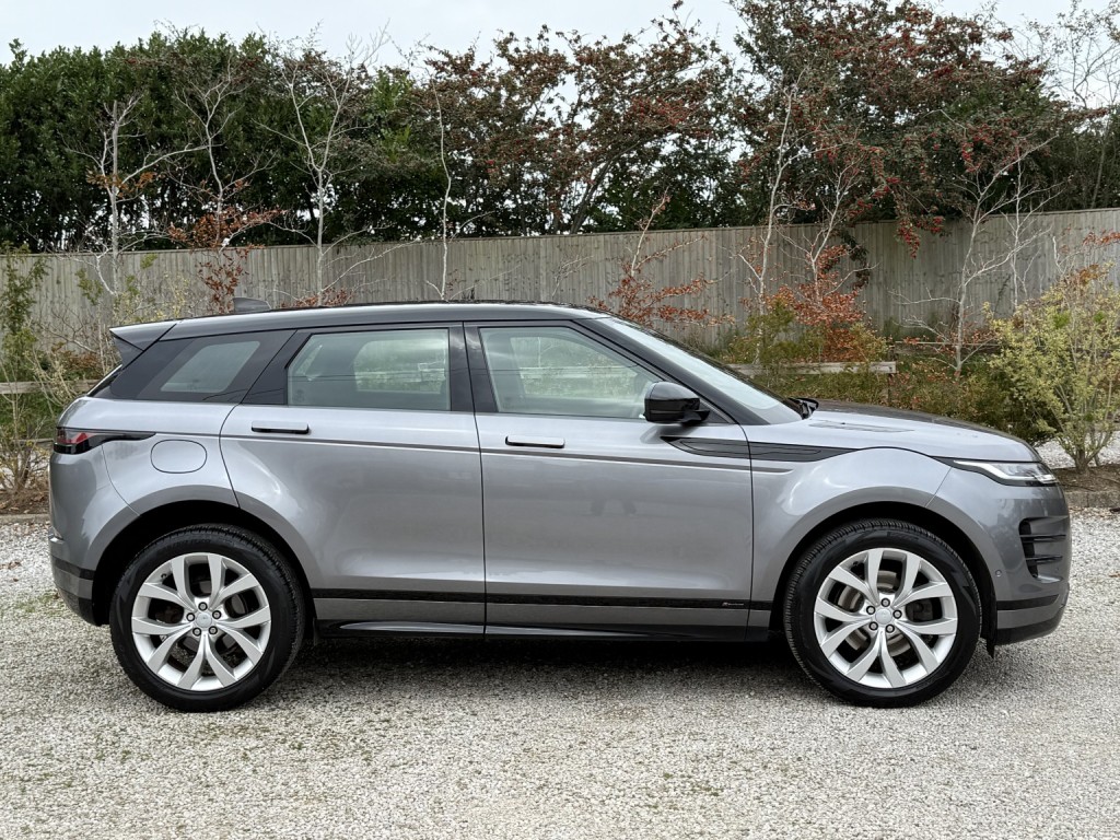 View LAND ROVER RANGE ROVER EVOQUE 2.0 D150 R-Dynamic S