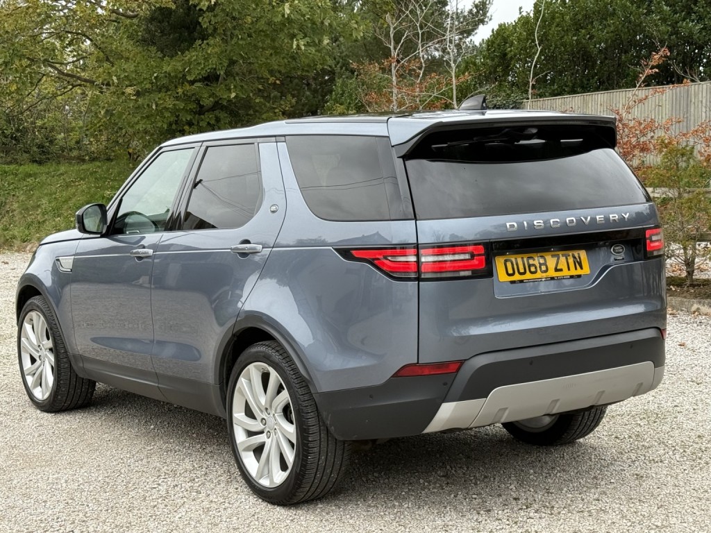 View LAND ROVER DISCOVERY 2.0 SD4 HSE Luxury Auto 4WD Euro 6 (s/s) 5dr