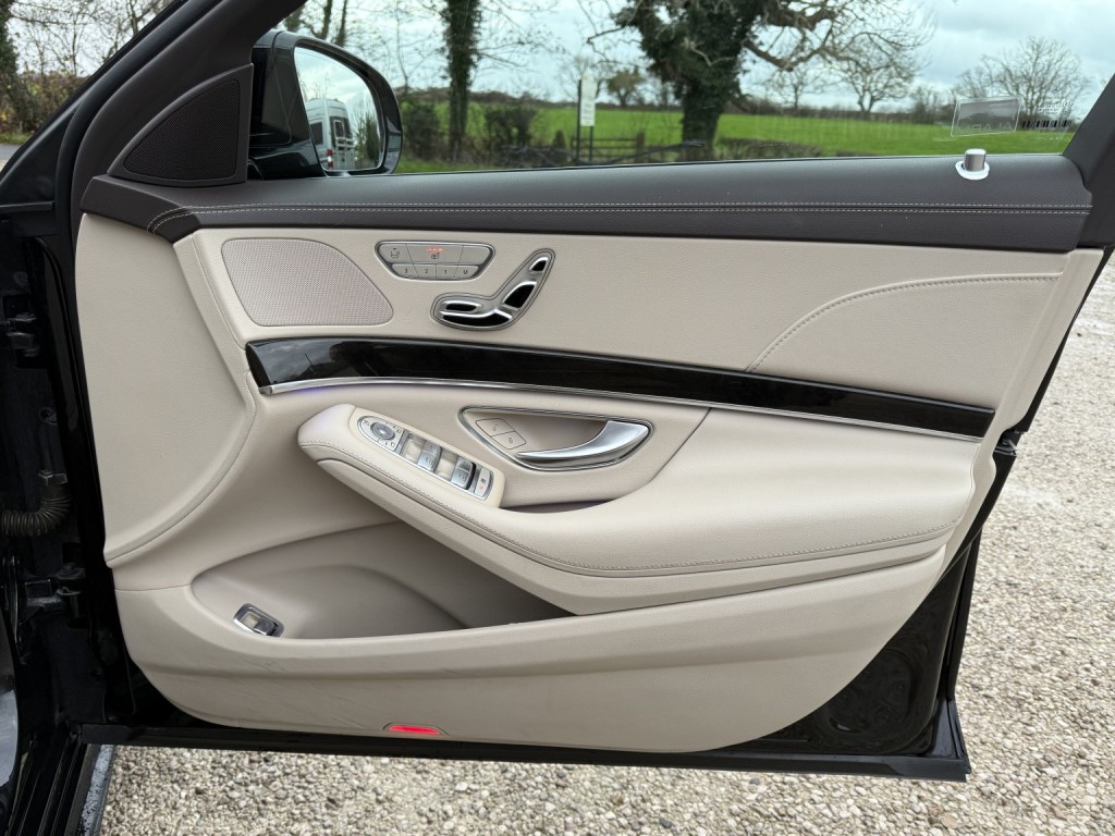 MERCEDES-BENZ S CLASS