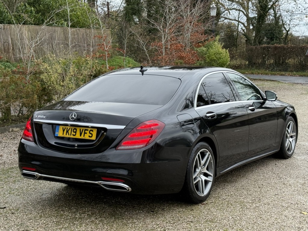 View MERCEDES-BENZ S CLASS 2.9 S350Ld AMG Line