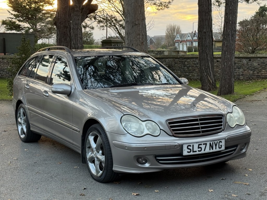 View MERCEDES-BENZ C CLASS 2.1 C220 CDI Avantgarde SE