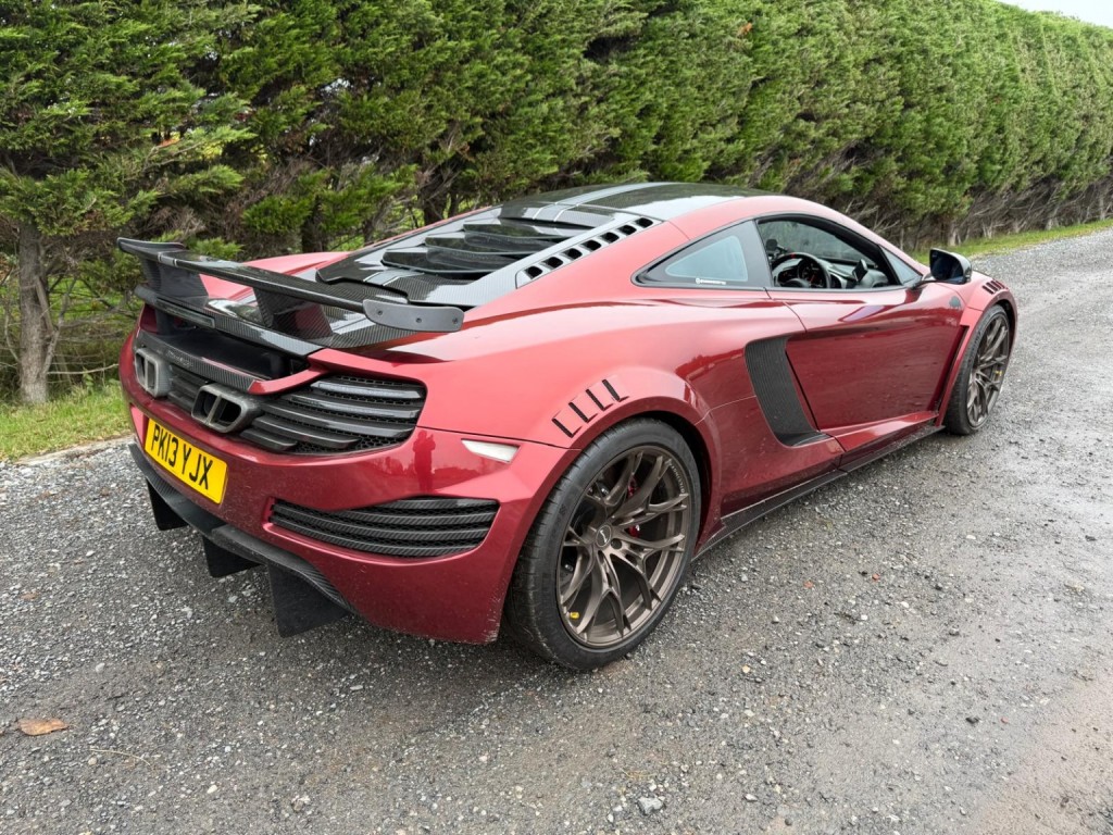 View MCLAREN 12C 3.8 T V8