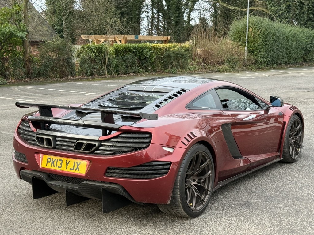 View MCLAREN 12C 3.8 T V8