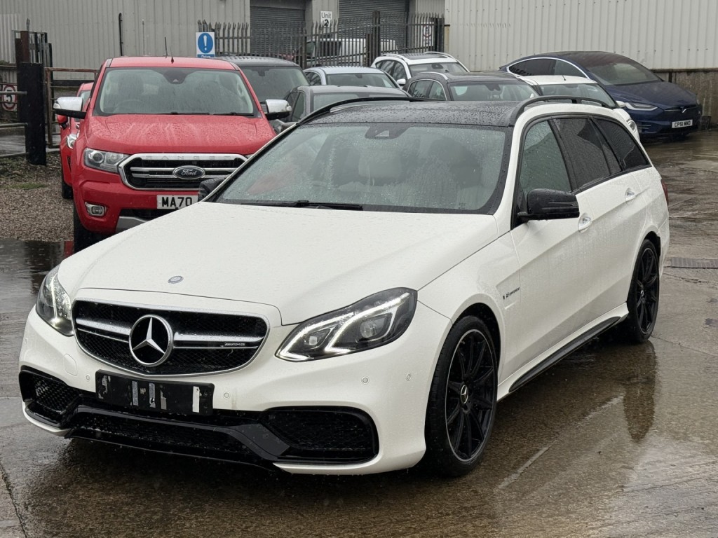 View MERCEDES-BENZ E CLASS 5.5 E63 V8 BiTurbo AMG