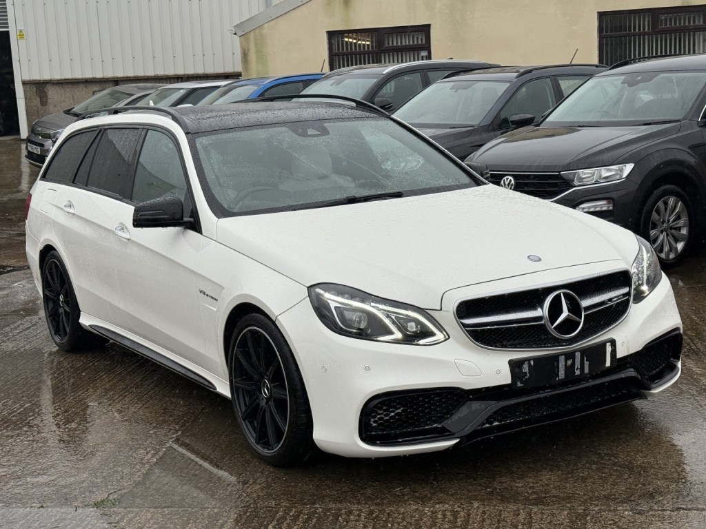 View MERCEDES-BENZ E CLASS 5.5 E63 V8 BiTurbo AMG