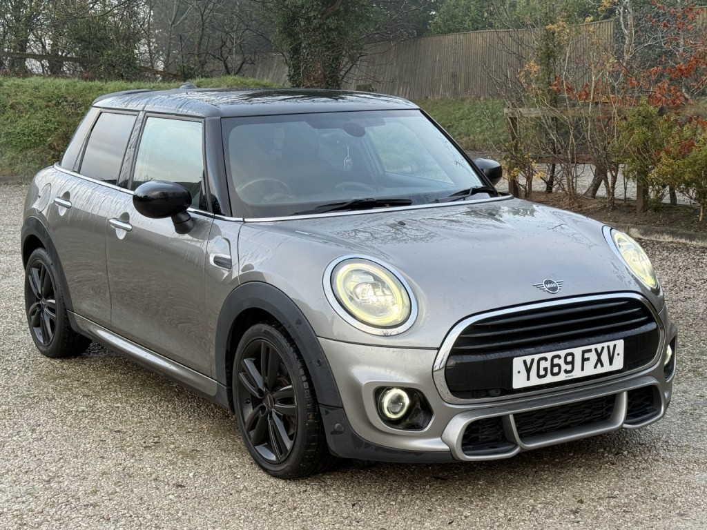 View MINI HATCH 1.5 5-Door Hatch Cooper Sport
