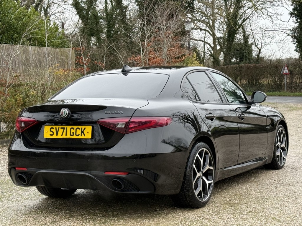 View ALFA ROMEO GIULIA 2.0 2.0 Turbo Petrol 280hp Veloce