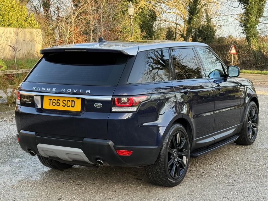 View LAND ROVER RANGE ROVER SPORT 3.0 SD V6 HSE