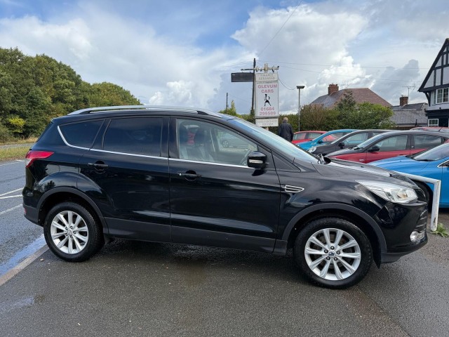 FORD KUGA