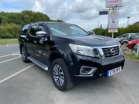 NISSAN NP300