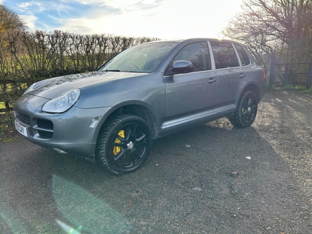 PORSCHE CAYENNE 4.5 S