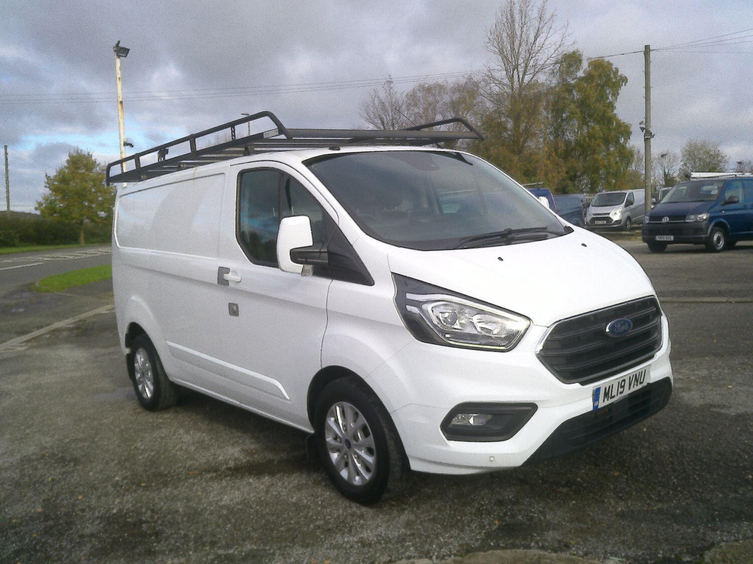 SOLD Used FORD TRANSIT CUSTOM 2019 White in