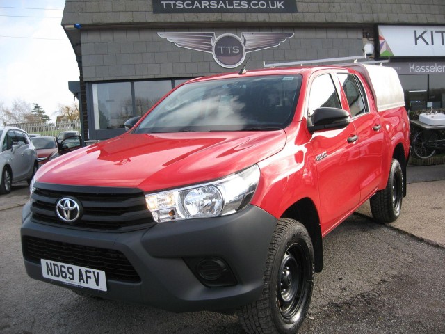 TOYOTA HILUX