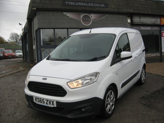 FORD TRANSIT COURIER