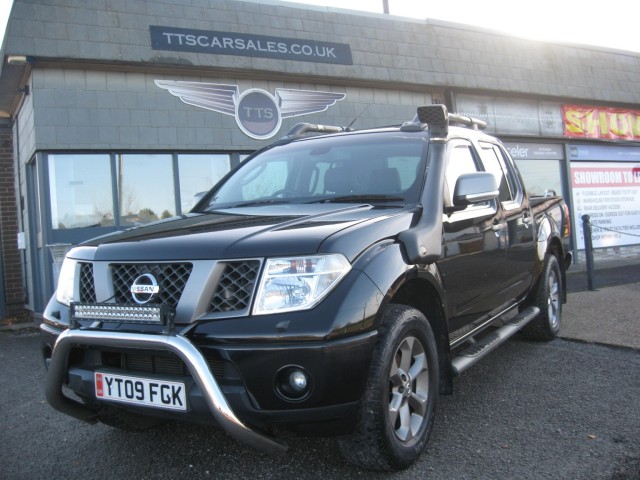 NISSAN NAVARA