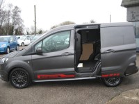 FORD TRANSIT COURIER