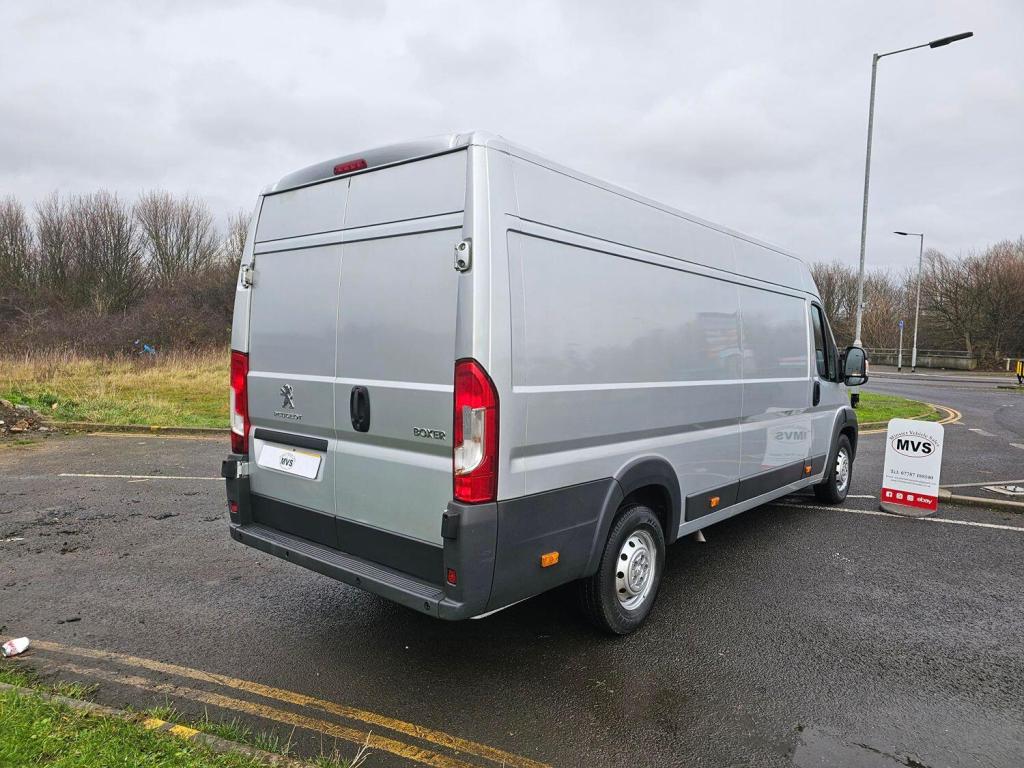PEUGEOT BOXER