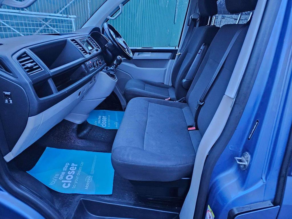 VOLKSWAGEN TRANSPORTER