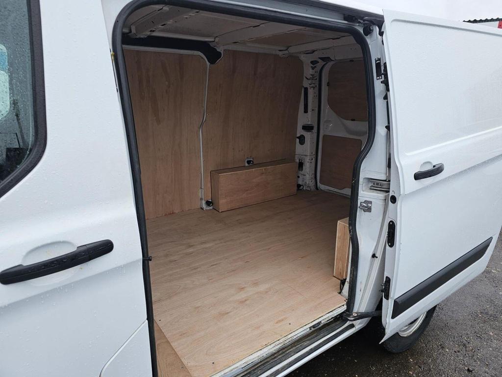 FORD TRANSIT CUSTOM