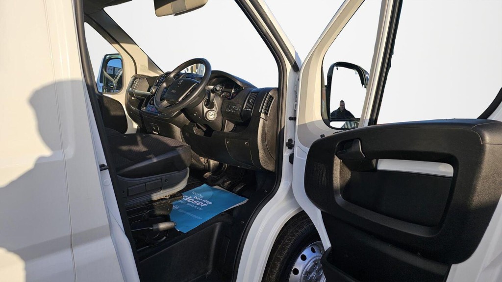 PEUGEOT BOXER
