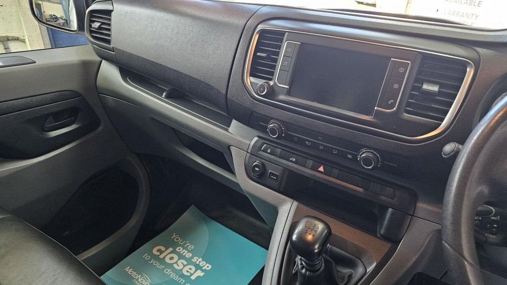 PEUGEOT EXPERT