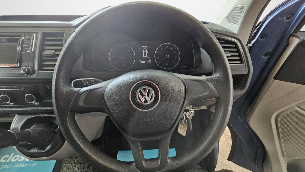VOLKSWAGEN TRANSPORTER