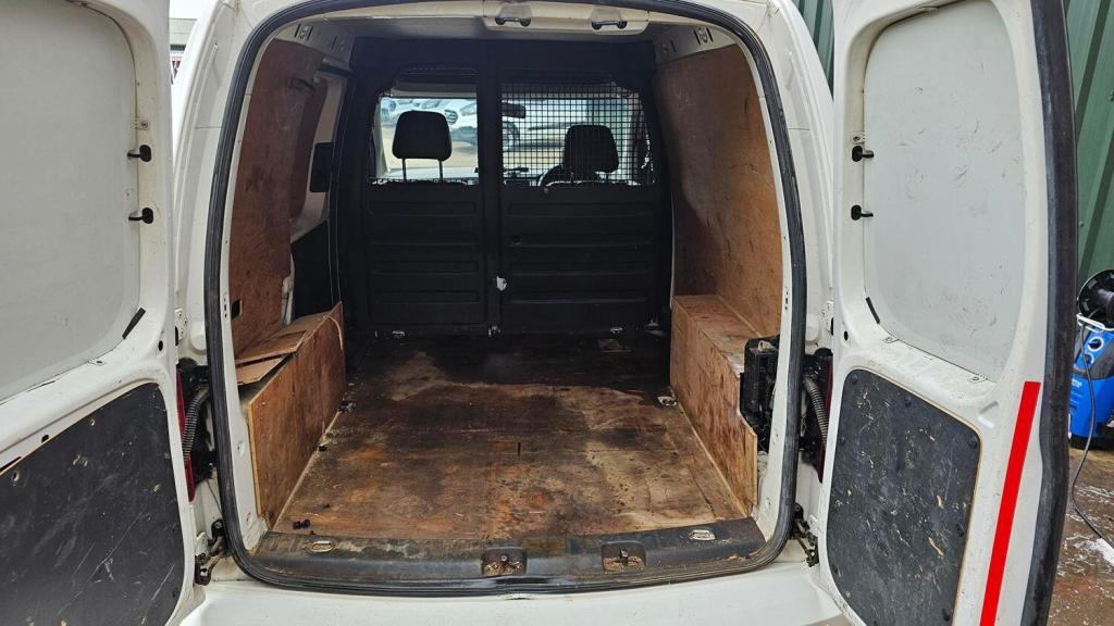 VOLKSWAGEN CADDY