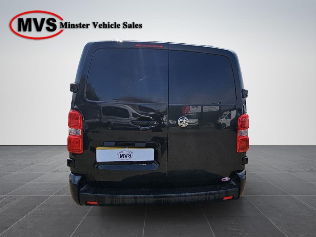VAUXHALL VIVARO