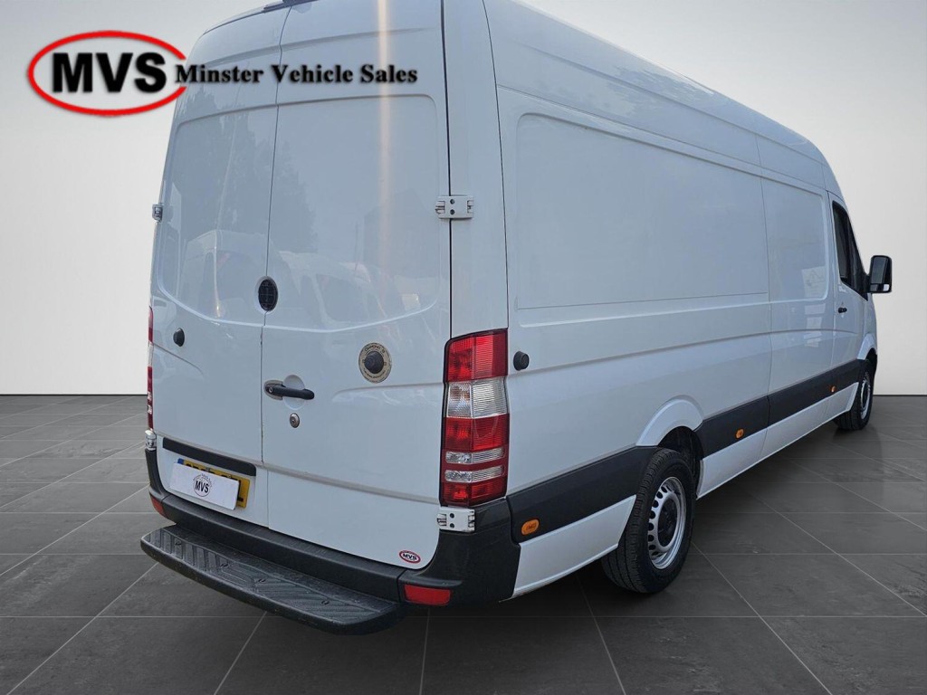 MERCEDES-BENZ SPRINTER